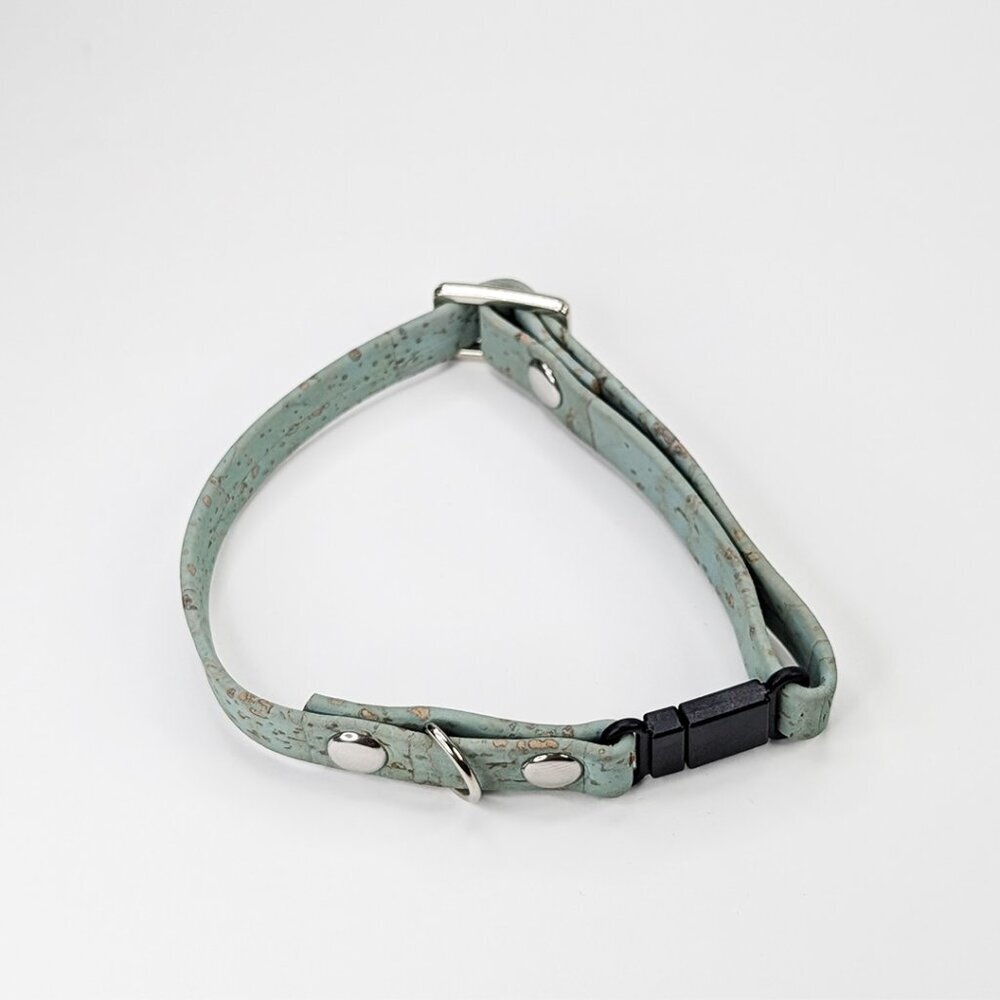 Cork Breakaway Cat Collar in Light Blue - Picture 4 of 5